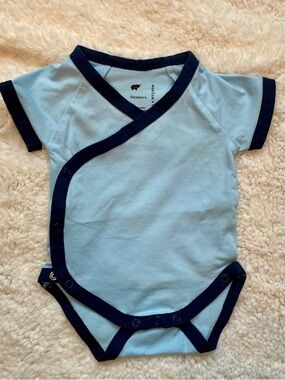 NWOT Organic cotton short sleeve kimono bodysuit